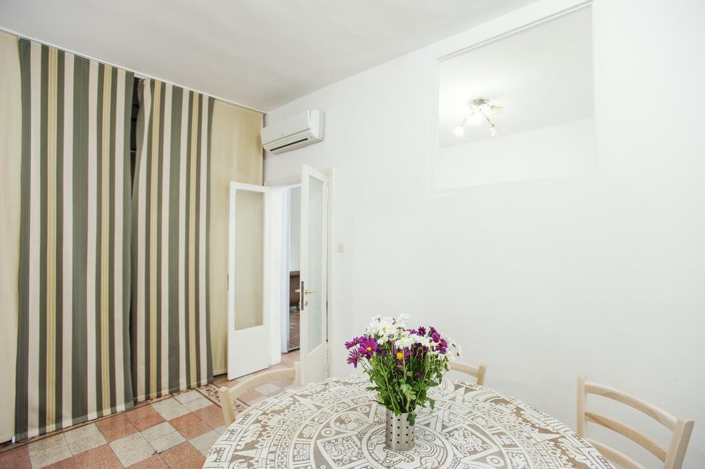 Campo De' Fiori Apartment Roma Cameră foto